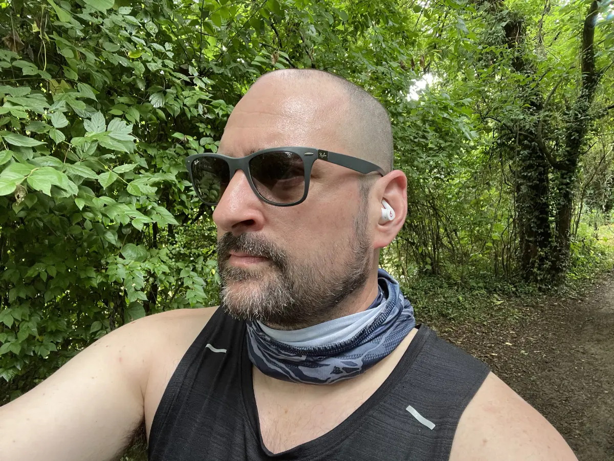 Wearing the gaiter with ice